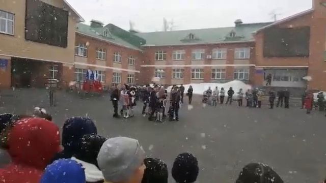 Школьный вальс 11 кл в Лыхме смотреть онлайн