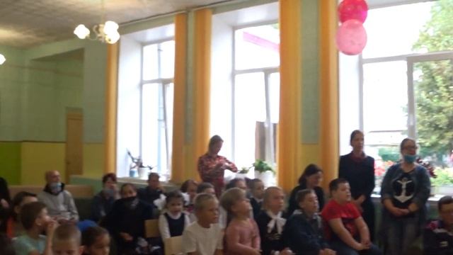 ВЛОГ: 1 Сентября 2020/// Даша идет во 2 класс Новая школа Праздничная линейка///НАША ДАША смотреть онлайн