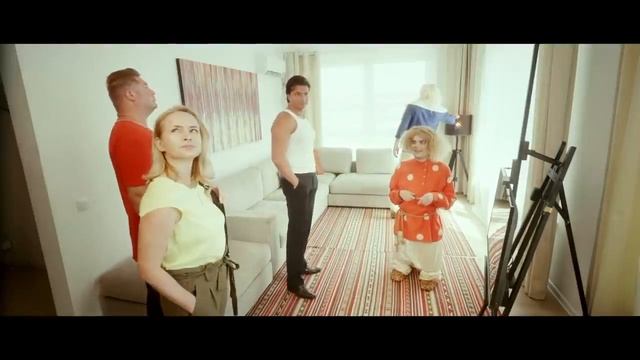 Потомственный домовой Леонид | Рекламная интеграция ПИК в шоу Comment Out #23 | Гудков сядь на дива смотреть онлайн