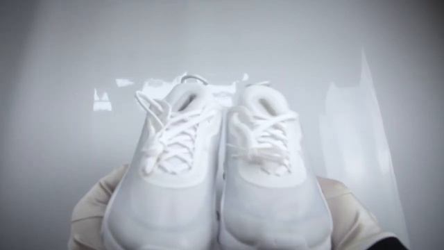Nike Air Max 2090 White (review) - Unboxing & On Feet смотреть онлайн