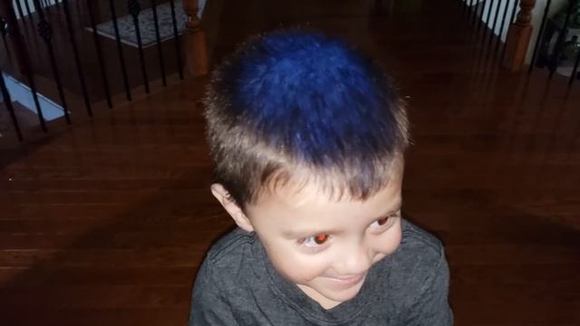 SHAWN gets BLUE HAIR Song ? + Cool Surprise! (FUNnel FV Family Vlog) смотреть онлайн