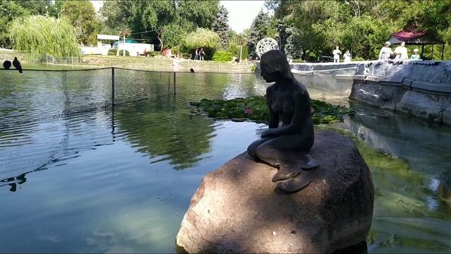 ОБЗОР ГОРОДА САРАТОВА #2 . ГОРОДСКОЙ ПАРК, РЫНОК СЕННОЙ, СГУ. смотреть онлайн