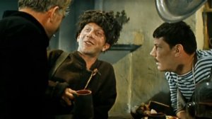 Мёртвые с косами стоят. И тишина...