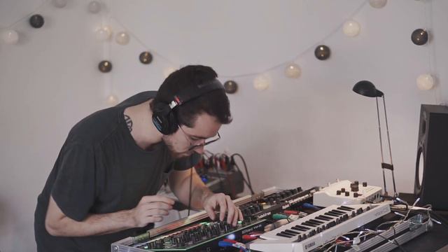 Live Jam Session#28 - Digitakt / TR-8 / Yamaha reface CS / Minitaur - Electro смотреть онлайн