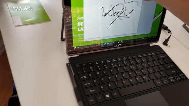 Acer Switch 3 hands-on review: Affordable convertible смотреть онлайн