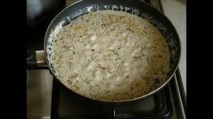 Паста с морепродуктами в сливочном соусе.