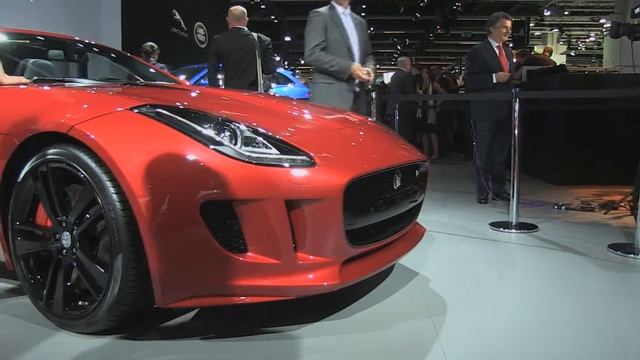 Vaughan checks out a virtual automotive showroom in central Beijing. смотреть онлайн