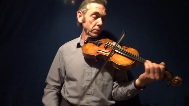Irish Fiddle Jigs - Lannigans, Indian Point, Tenpenny Bit смотреть онлайн