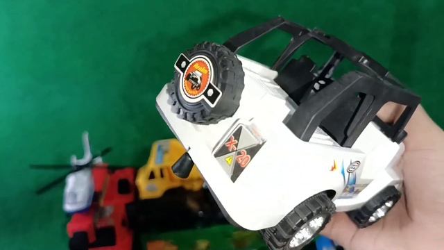 Mobil Mobilan Polisi, Mobil Molen, Mobil Balap, Ambulans, Truk Damkar, Monster Jam, Kereta Uap 76