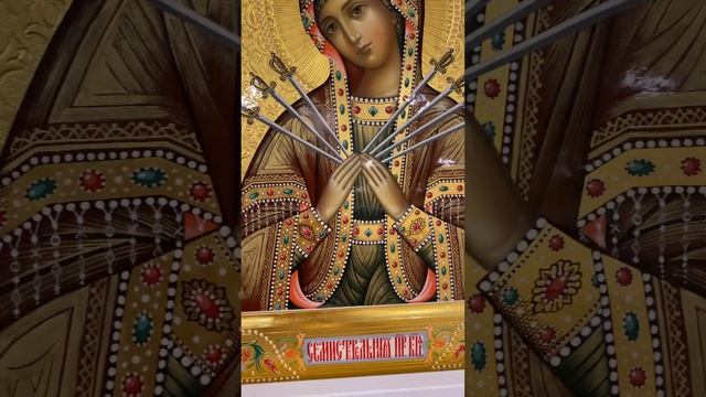 Рукописная икона Божией Матери Семистрельная с полировкой золота смотреть онлайн