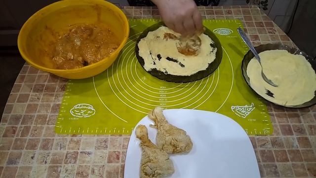 КУРИНАЯ ГОЛЕНЬ ЖАРЕНАЯ В ПАНИРОВКЕ ! НА ГАРНИР КАРТОФЕЛЬНЫЕ ШАРИКИ !!! СУПЕР СОУС !!! смотреть онлайн