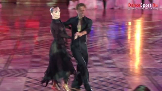 Mirko Gozzoli - Edita Daniute | Tango | World Dance Show "Stars Duet" смотреть онлайн