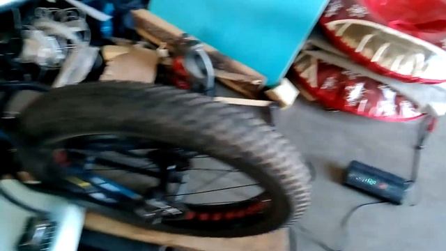 Вес "Лошадки". Фэтбайк Racer 26-161. смотреть онлайн