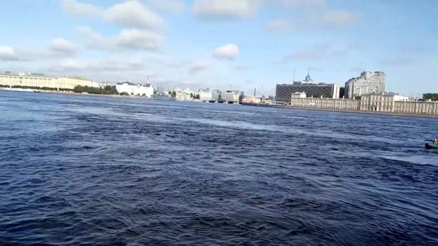 Литейный мост, Кутузовский пр-кт, Нева смотреть онлайн