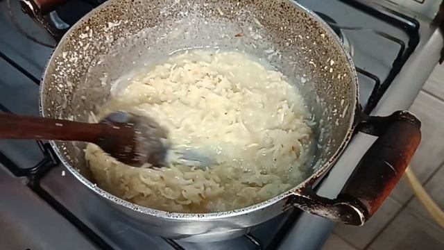 COCADA CREMOSA COM 3 INGREDIENTES!!! deliciosa e super fácil de fazer!!! смотреть онлайн