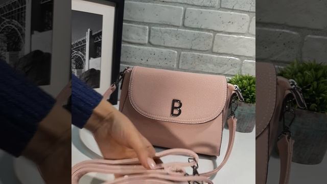 Женская сумка из высококачественной экокожи Angela Bernardi смотреть онлайн