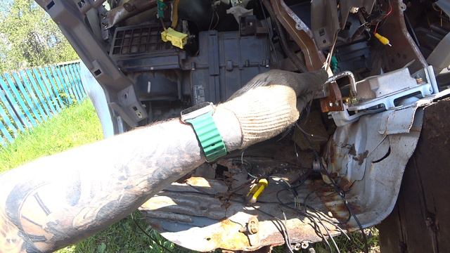 как снять торпеду ниссан куб z10 смотреть онлайн