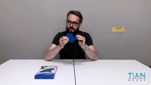 Массажная рукавица TRIXIE (Трикси), для ухода за шерстью животного, 14х25 см (2335) LIVE Обзор смотреть онлайн