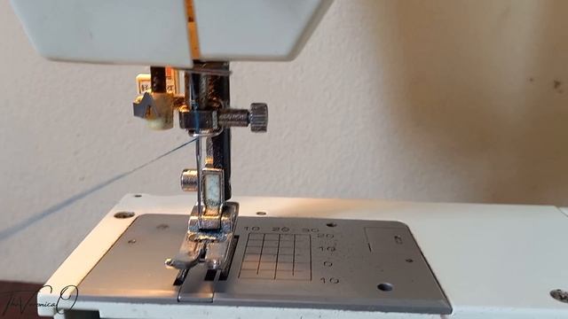 DETAILED How To Thread A Sewing Machine | Thread A Brother Sewing Machine | Threading A Machine смотреть онлайн
