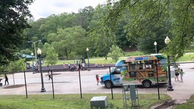 ZOO GREENVILLE. Место для игр детей и отдыха. PLACE GROUND FOR KIDS. смотреть онлайн