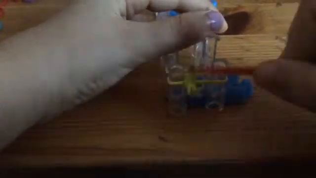 Очень быстрый и очень легкий браслет из Loom Bands! Урок 2.