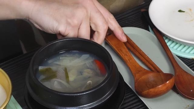 겨울과 함께 돌아온 과메기! 막걸리 박살내기 (Ft.굴국) 혼술 리얼먹방 Gwamegi & Makgeolli MUKBANG ASMR REALSOUND EATINGSHOW