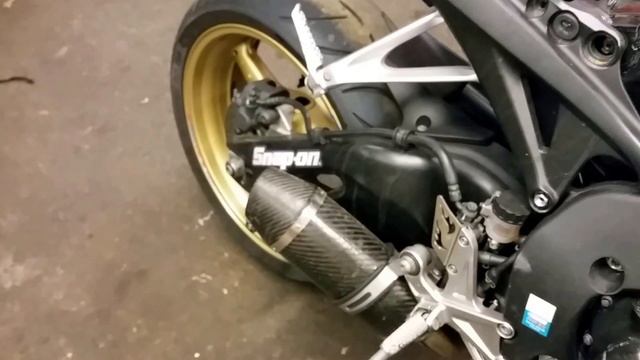 2010 HONDA CBR1000RR-A FIREBLADE смотреть онлайн