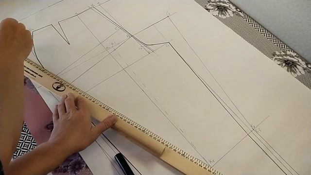 Пошаговое построение выкройки -основы женских брюк. Легко и просто. смотреть онлайн