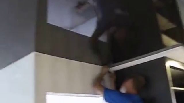 Франс интерьер натяжной потолок в проходной кухне смотреть онлайн