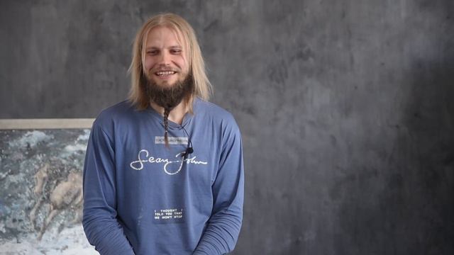 В 30 лет никогда не работал по найму. смотреть онлайн