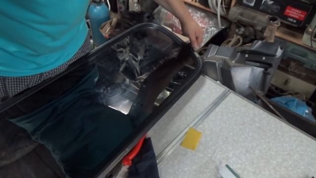 Снятие и установка заднего бокового стекла Нивы #АвтоФормула 4х4 смотреть онлайн