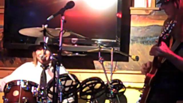 Three Peace Band смотреть онлайн