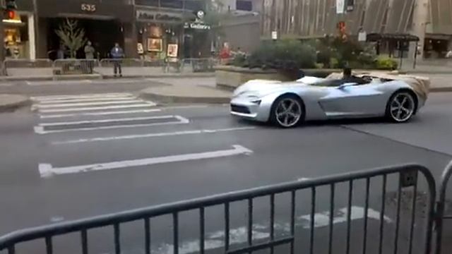 Transformers 3 Corvette Stingray Concept смотреть онлайн
