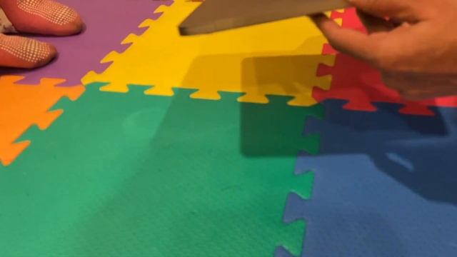 The worst unboxing video :( Apple M1 MacBook Pro 16GB RAM 256GB SSD смотреть онлайн