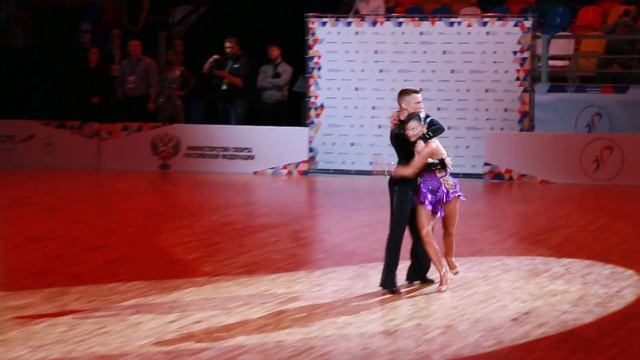 Artem Efanin - Anna Dergunova, Final, Rumba смотреть онлайн
