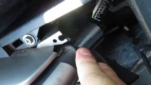 Подтяжка троса ручного тормоза Тойота Аруис