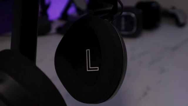 RØDE's First Pro Headphones - RODE NTH-100 Review смотреть онлайн