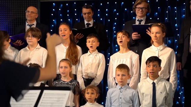 Десять Заповедей - хор Северное Сияние и детский хор Христианской школы смотреть онлайн