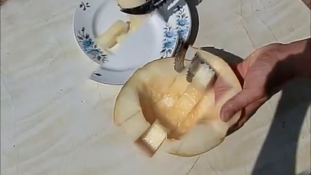 Как резать дыню слайсером Kavuninja (Кавуниндзя) смотреть онлайн
