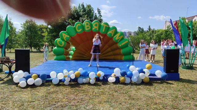Песня:Ты звезды зажигай. Поёт Кира Ивтоди смотреть онлайн