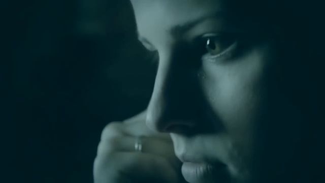 Девушка в коробке. Рабыня для извращенца смотреть онлайн