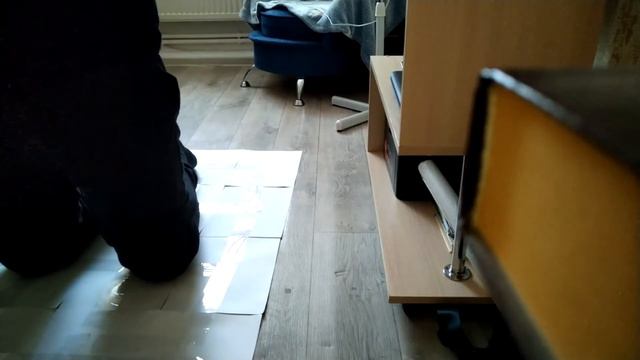 ЗАПУСТИЛИ БОЛЬШОЙ САМОЛЁТИК С ОКНА!!!