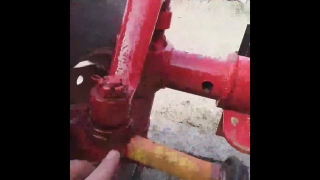 МТЗ-80. Как поставить двухсторонний цилиндр на рулевое, с дозатором. смотреть онлайн