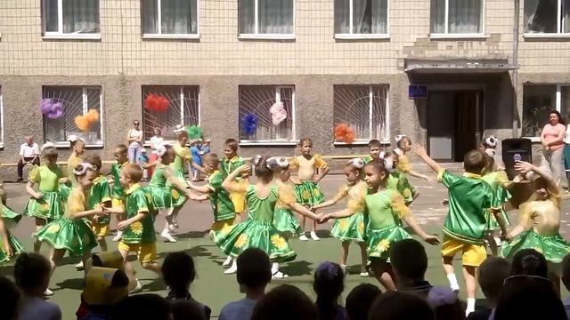 Танец Солнешко Васильков смотреть онлайн
