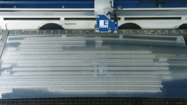 Laser Cutting Flexible Ties смотреть онлайн