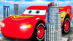 КАТАЕМСЯ НА ГИГАНТСКОМ МОЛНИИ МАКВИНЕ В ГОРОДЕ! ОГРОМНЫЕ МАШИНЫ ИЗ ТАЧКИ 3  ГТА 5 МОДЫ МУРКА