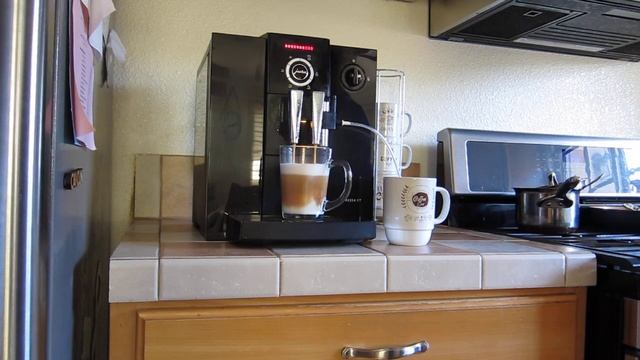 JURA IMPRESSA F7 ESPRESSO MACHINE. смотреть онлайн