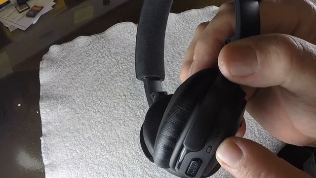 UNBOXING A BOSE ON EAR WIRELESS HEADSET смотреть онлайн