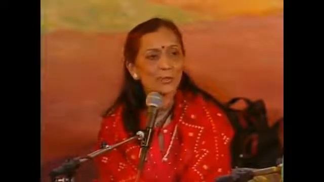 Ram Ratan Dhan Payo || Bhajans in front of Shri Mataji || राम रतन धन पायो || смотреть онлайн