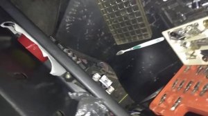 Ваз 2108 Инжектор заводится и глохнет